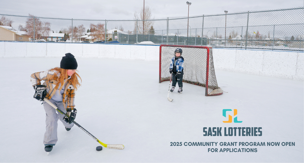 Kids playing ice hockey